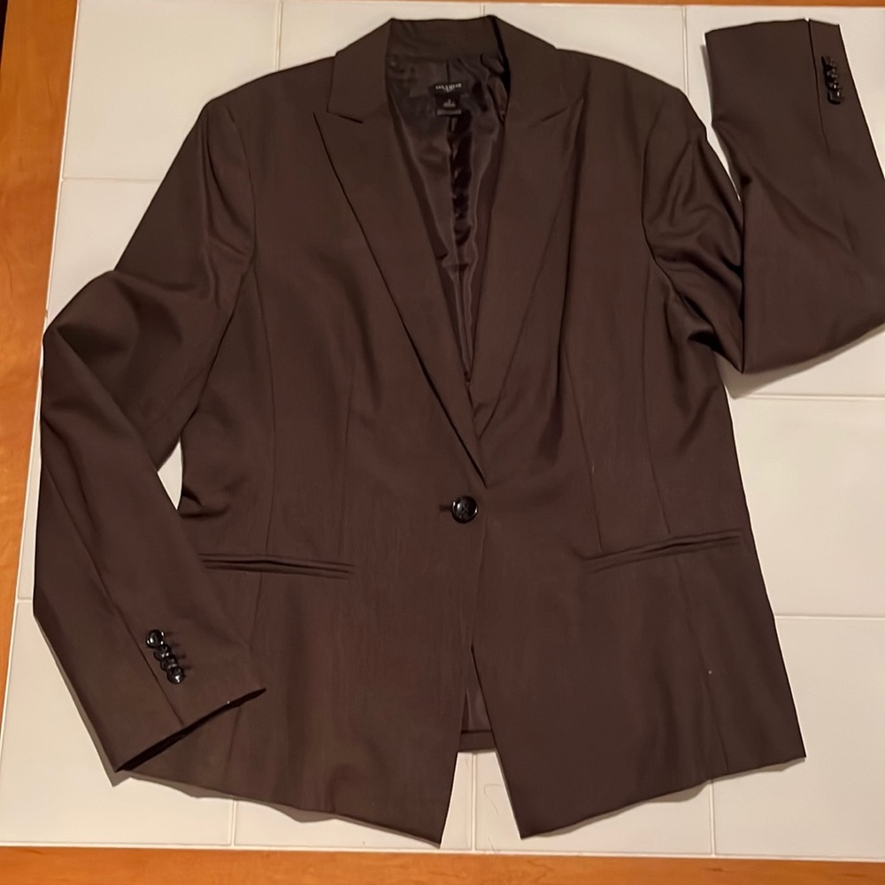 Ann Taylor jacket in nearly new condition